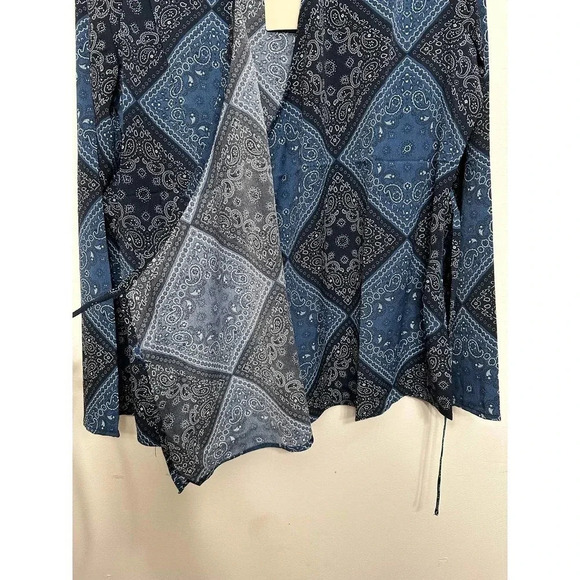 Anthropologie Doe & Rae NWT’s wrap front long sleeve blouse.size large - Picture 8 of 9
